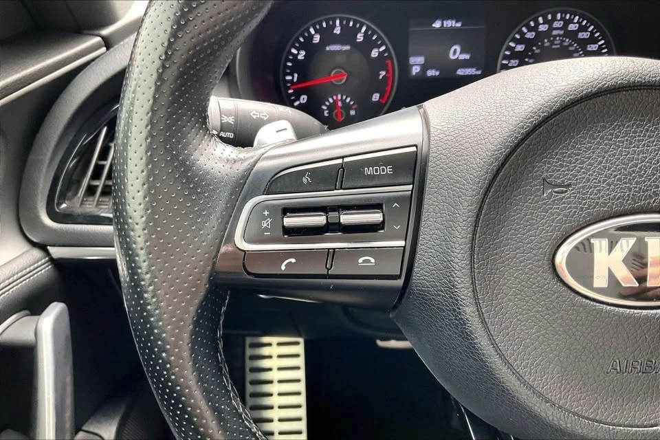 2021 Kia Stinger GT - Image 10 of 20