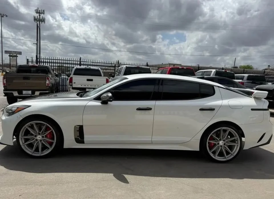 2021 Kia Stinger GT - Image 4 of 5