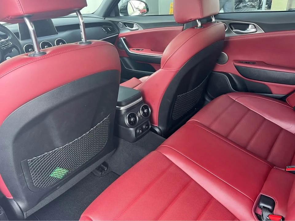 2021 Kia Stinger GT - Image 10 of 11