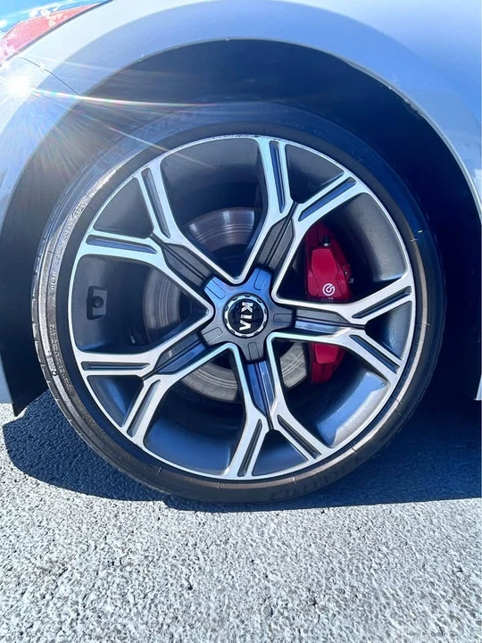2021 Kia Stinger GT - Image 2 of 12