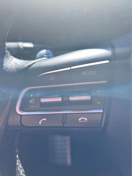 2021 Kia Stinger GT - Image 9 of 12