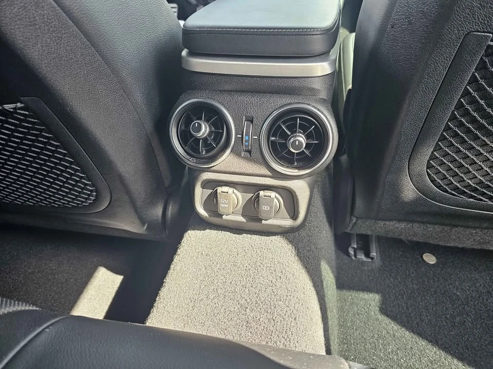 2021 Kia Stinger GT - Image 7 of 14