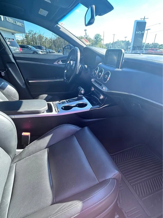 2021 Kia Stinger GT - Image 5 of 12