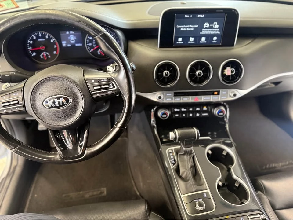 2021 Kia Stinger GT - Image 16 of 20