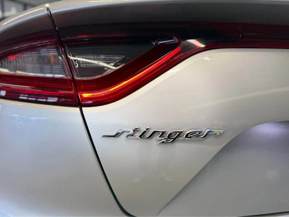 2021 Kia Stinger GT - Image 10 of 20