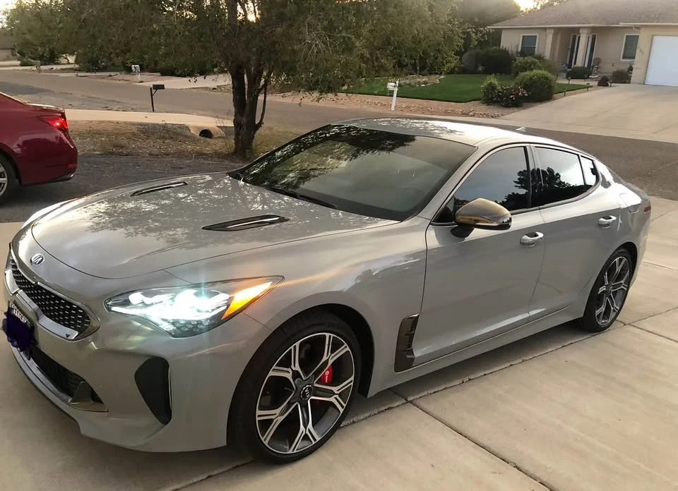 2021 Kia Stinger GT - Image 2 of 6