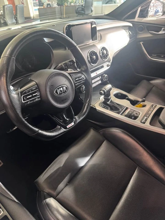 2021 Kia Stinger - Image 3 of 5