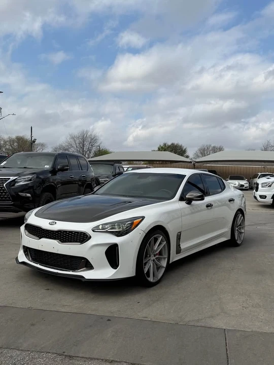 2021 Kia Stinger GT - Image 2 of 13
