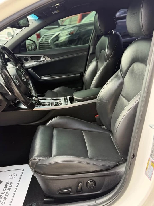 2021 Kia Stinger GT - Image 8 of 13