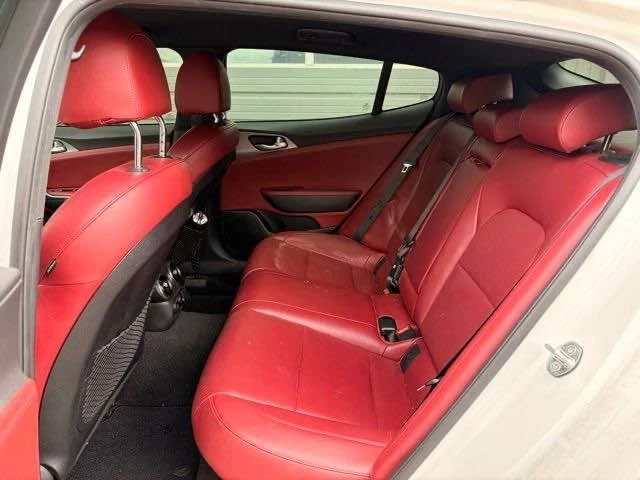 2021 Kia Stinger GT - Image 8 of 10