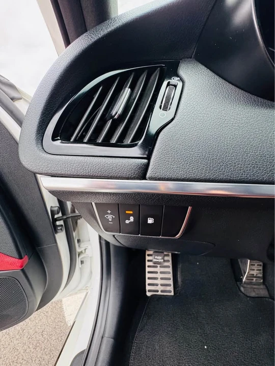 2021 Kia Stinger GT - Image 18 of 19