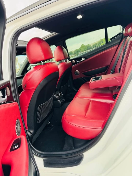 2021 Kia Stinger GT - Image 12 of 19