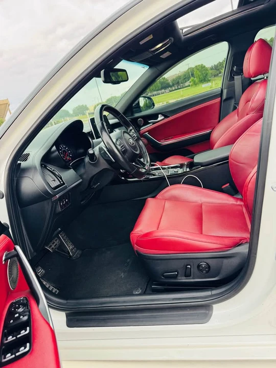 2021 Kia Stinger GT - Image 9 of 19