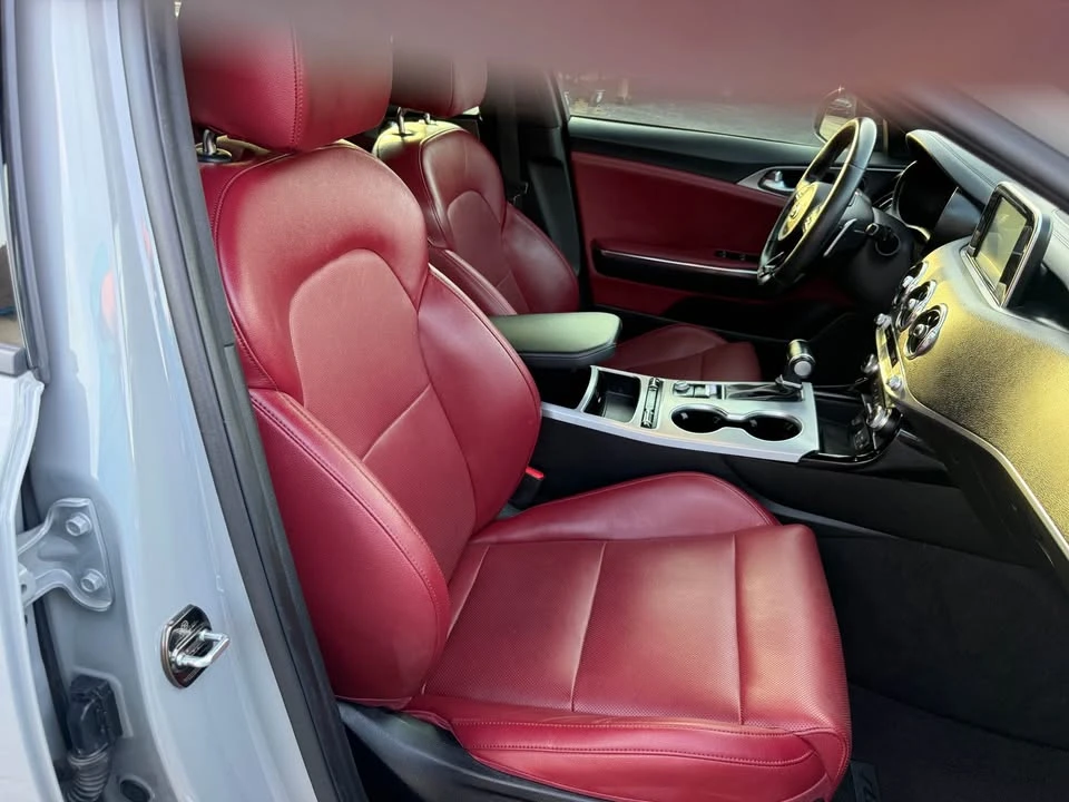 2021 Kia Stinger GT - Image 9 of 20