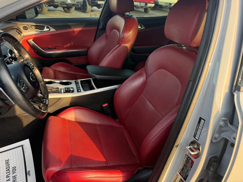 2021 Kia Stinger GT - Image 12 of 20