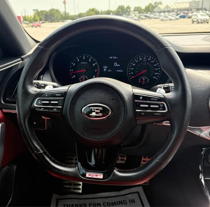 2021 Kia Stinger GT - Image 9 of 16