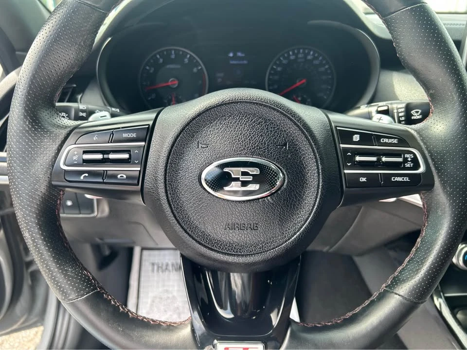 2021 Kia Stinger GT - Image 9 of 13