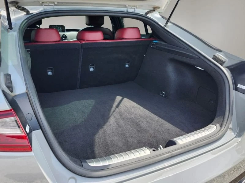2021 Kia Stinger GT - Image 10 of 20