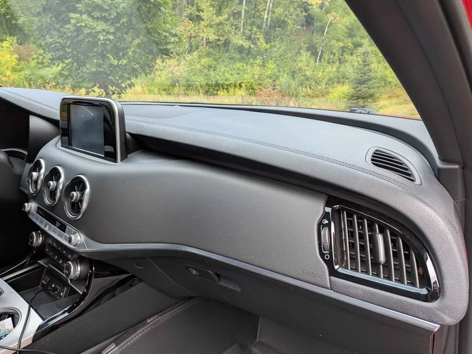 2021 Kia Stinger GT - Image 18 of 20