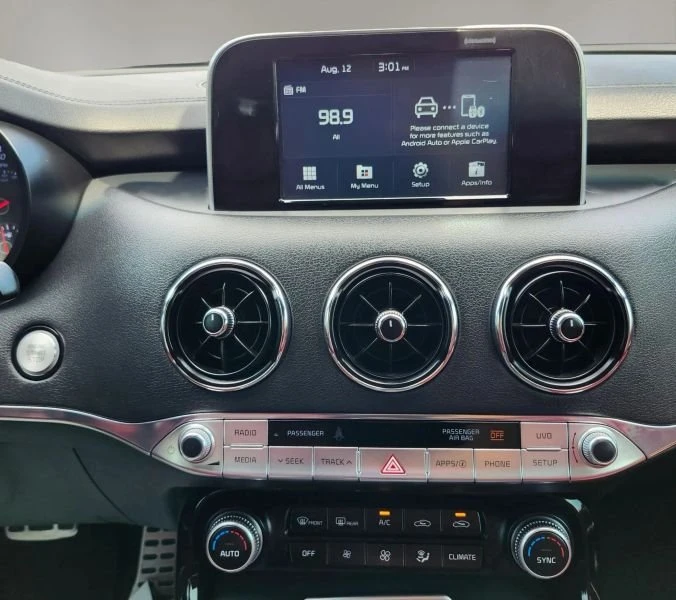 2021 Kia Stinger GT - Image 15 of 20