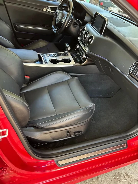 2021 Kia Stinger GT - Image 7 of 8