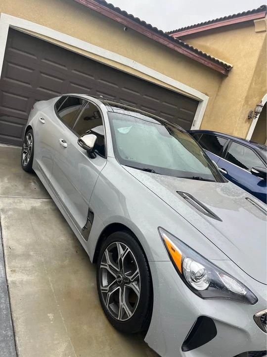 2021 Kia Stinger GT - Image 2 of 10