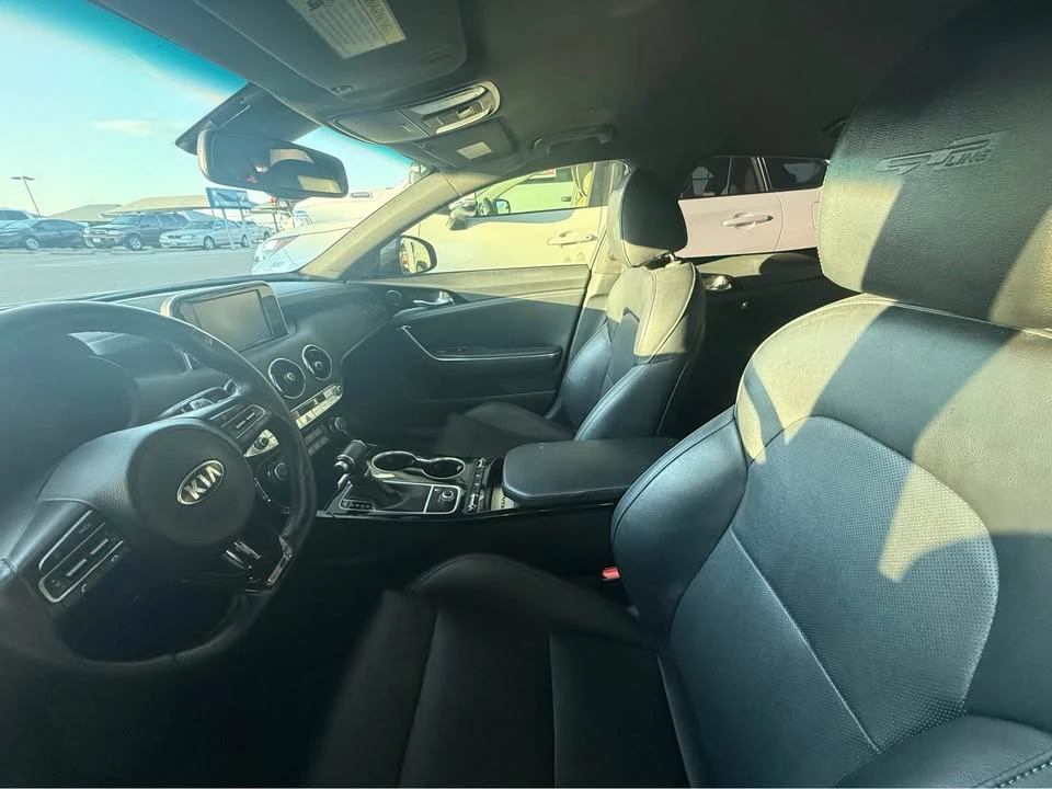 2021 Kia Stinger GT - Image 6 of 7