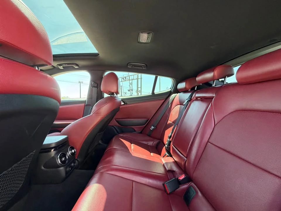 2021 Kia Stinger - Image 5 of 6