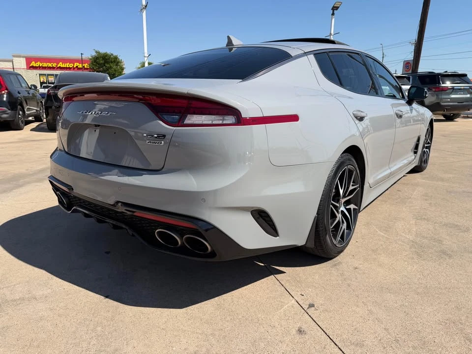 2021 Kia Stinger - Image 2 of 6