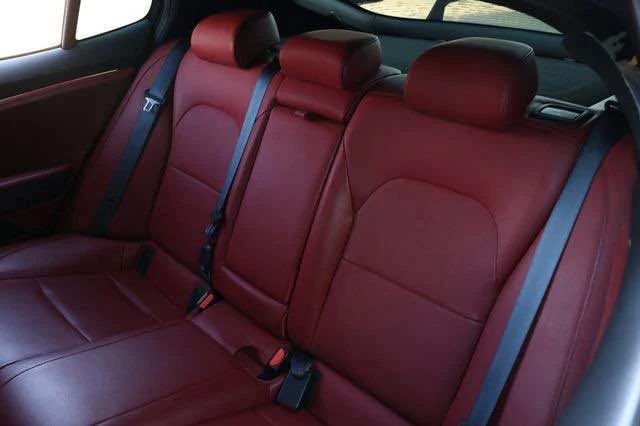 2021 Kia Stinger GT - Image 13 of 17