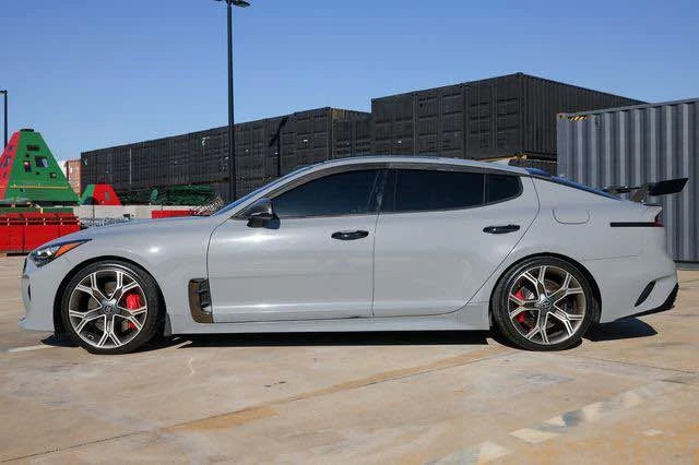 2021 Kia Stinger GT - Image 2 of 17