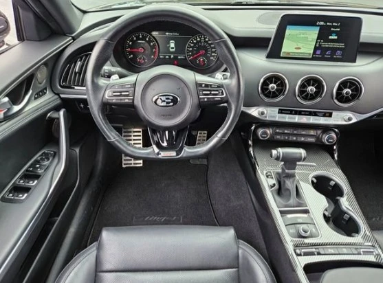 2021 Kia Stinger GT - Image 10 of 20