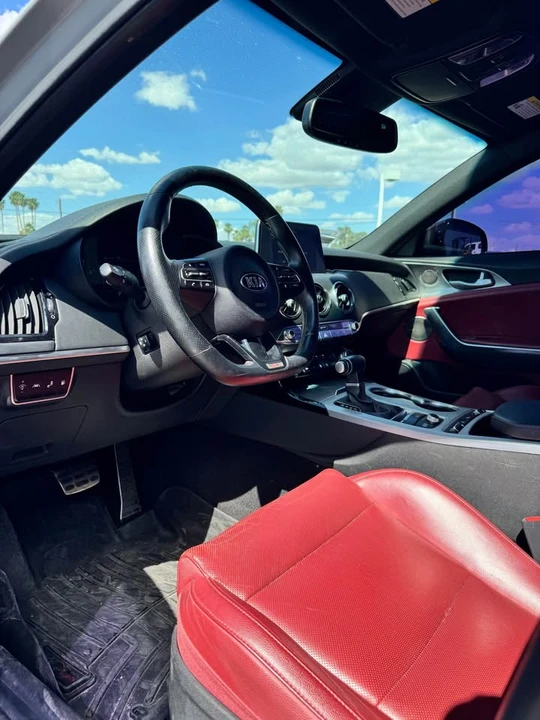 2021 Kia Stinger GT - Image 6 of 8