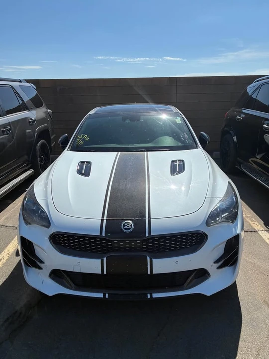 2021 Kia Stinger GT - Image 2 of 7