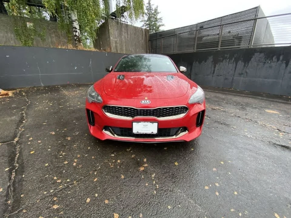2021 Kia Stinger GT - Image 9 of 19