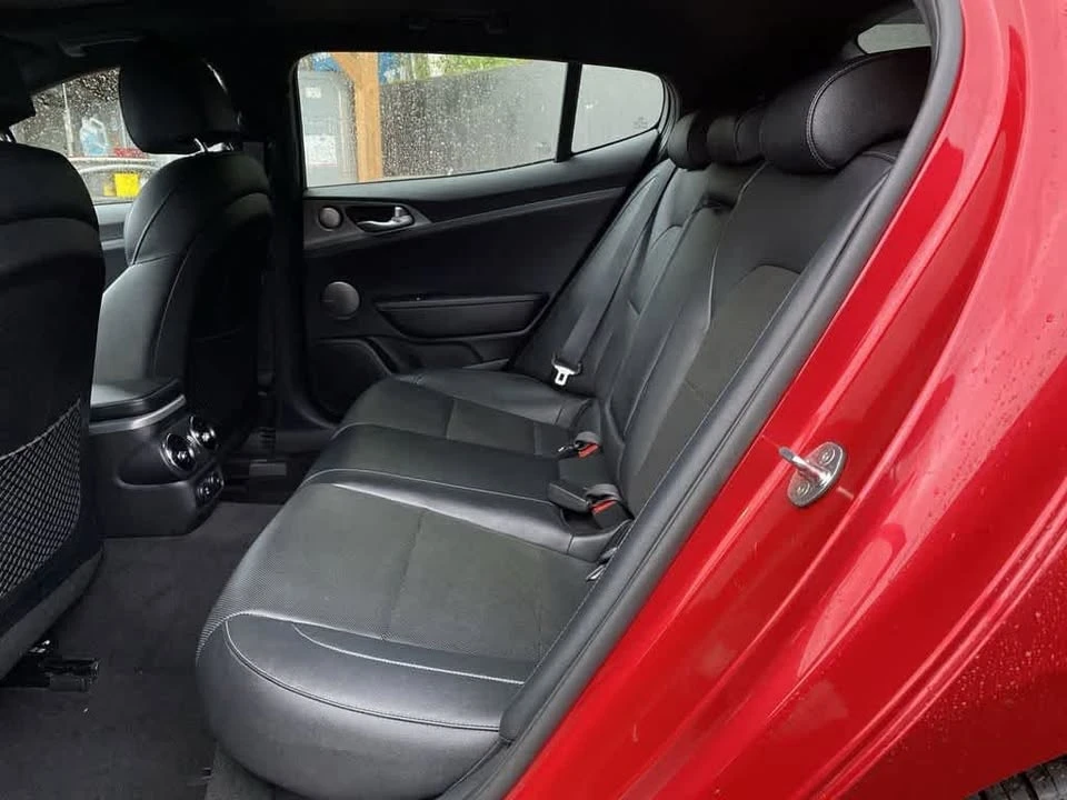 2021 Kia Stinger GT - Image 17 of 19