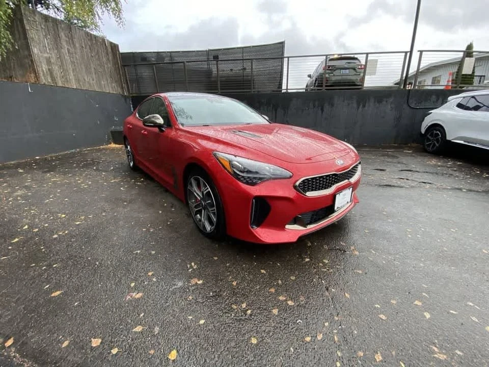 2021 Kia Stinger GT - Image 8 of 19