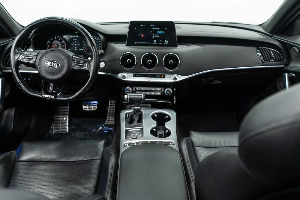 2021 Kia Stinger GT - Image 10 of 12