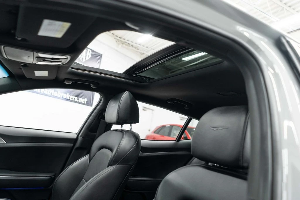 2021 Kia Stinger GT - Image 8 of 12