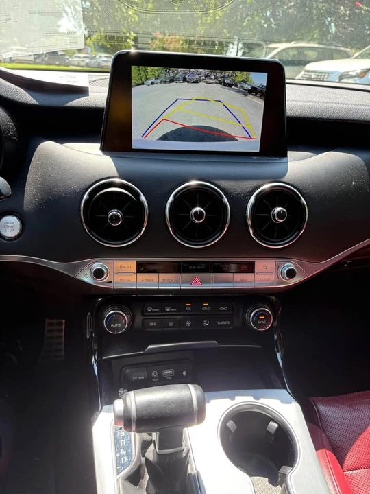 2021 Kia Stinger GT - Image 10 of 11