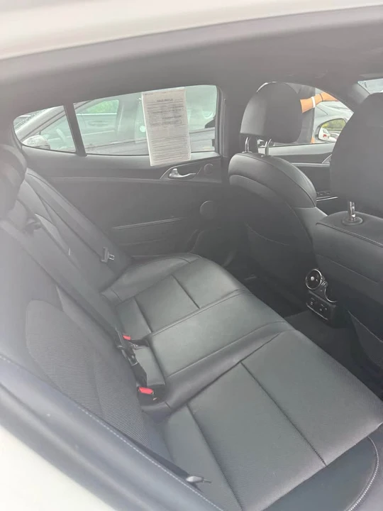 2021 Kia Stinger GT - Image 13 of 18