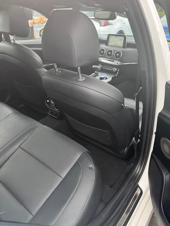 2021 Kia Stinger GT - Image 12 of 18