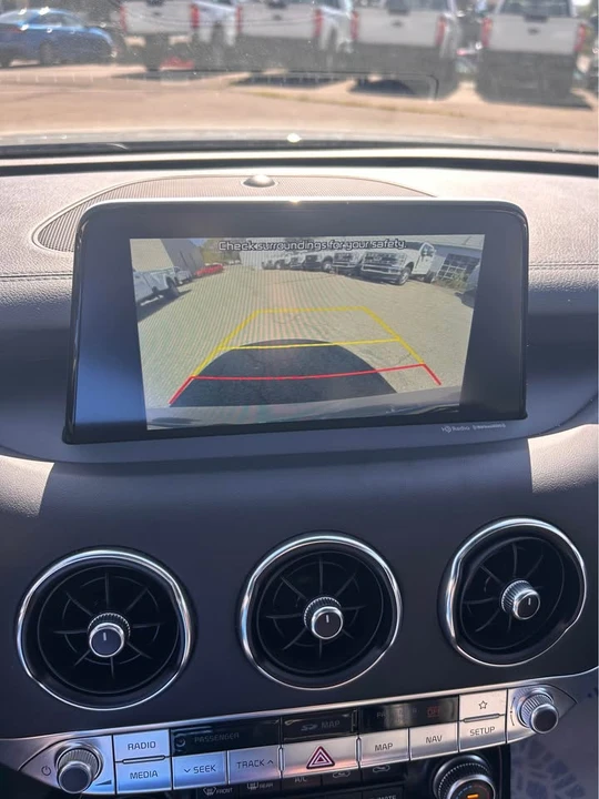 2021 Kia Stinger GT - Image 9 of 12