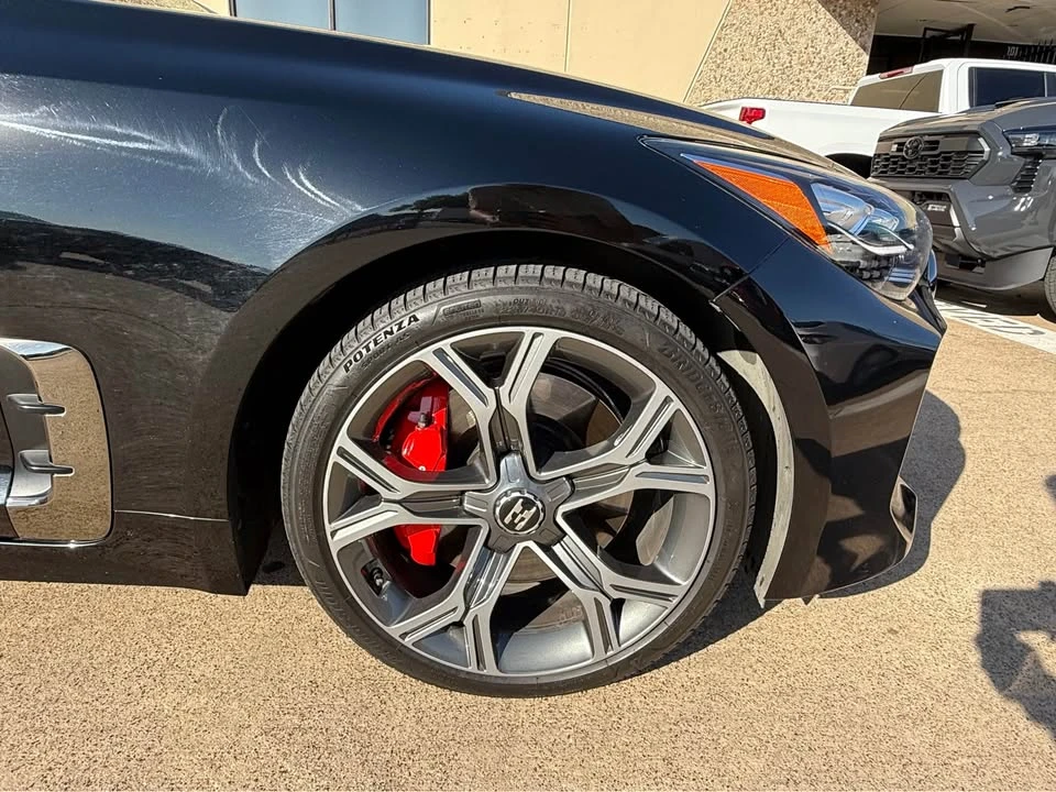 2021 Kia Stinger GT - Image 4 of 13