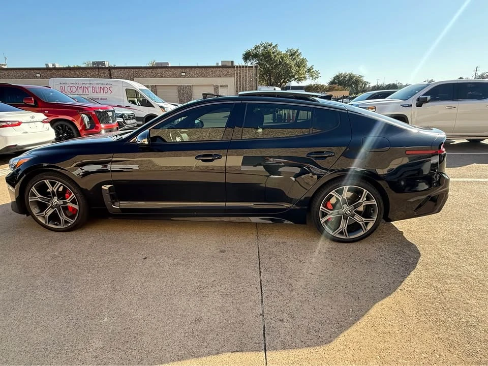 2021 Kia Stinger GT - Image 8 of 13