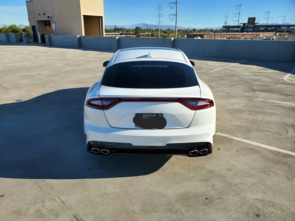 2021 Kia Stinger GT - Image 6 of 9