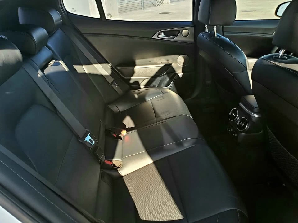 2021 Kia Stinger GT - Image 7 of 9
