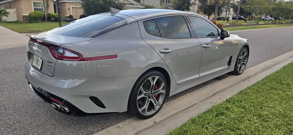 2021 Kia Stinger GT - Image 8 of 18