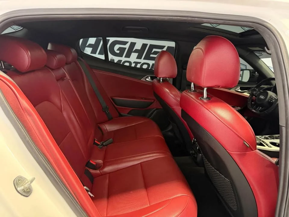 2021 Kia Stinger GT - Image 11 of 13