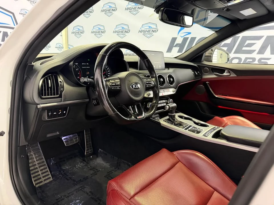 2021 Kia Stinger GT - Image 10 of 19
